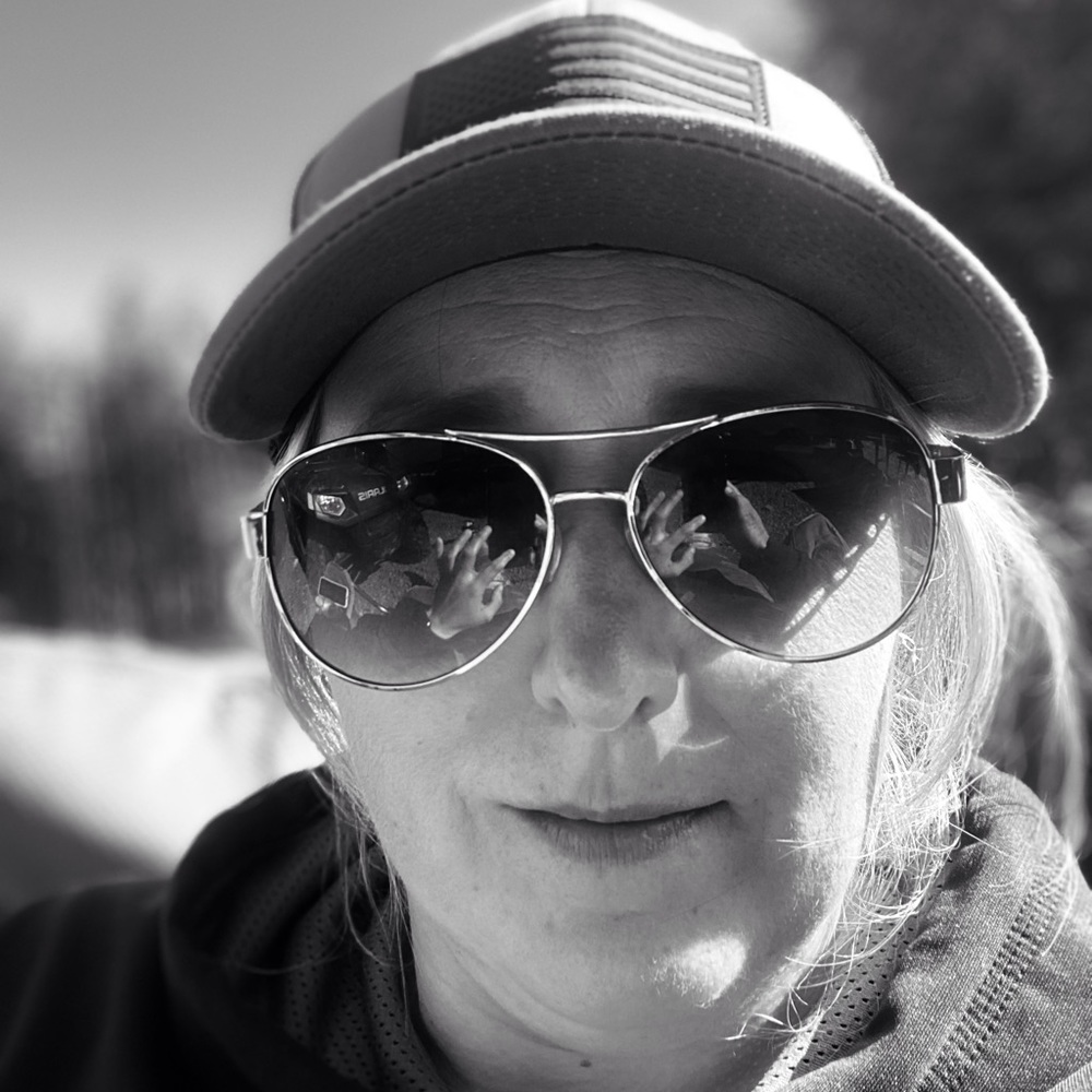 Meet your Posher, Amy - Picture 2 of 2
